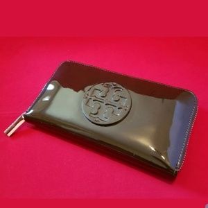 Tory Burch patent leather wallet Brown